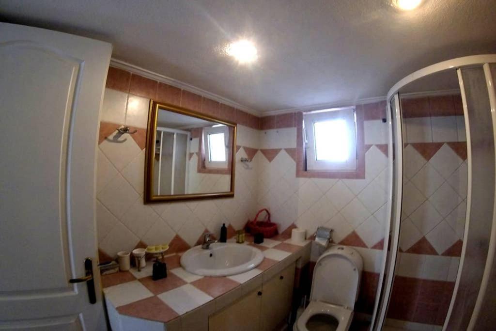 Big Apartment 1 - City Center カランバカ エクステリア 写真